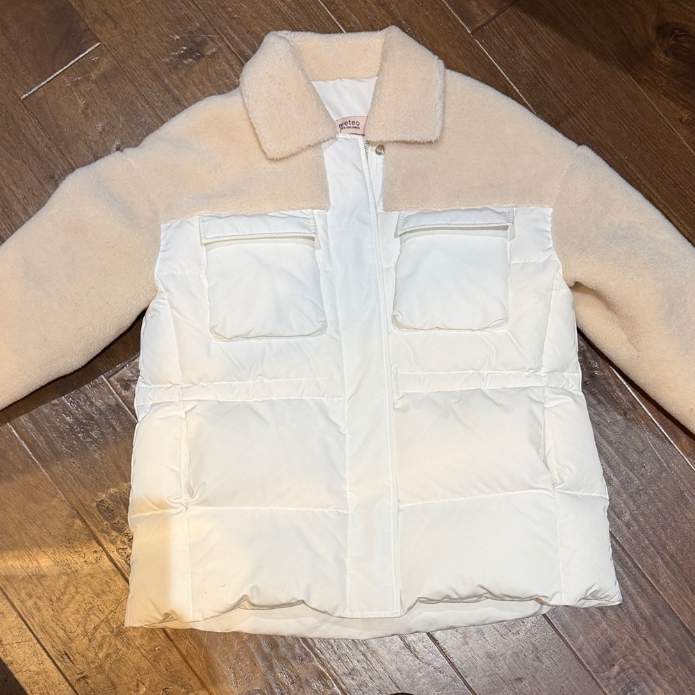 White and cream yves Salomon ( meteo) jacket